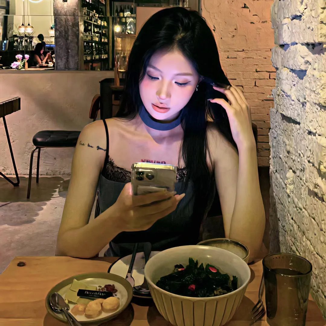 只能爱一个